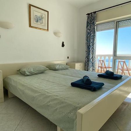 Rosa Guest House #6 - Com Vista Mar, Mesmo Em Frente A Praia Do Inatel Em 阿尔布费拉 外观 照片