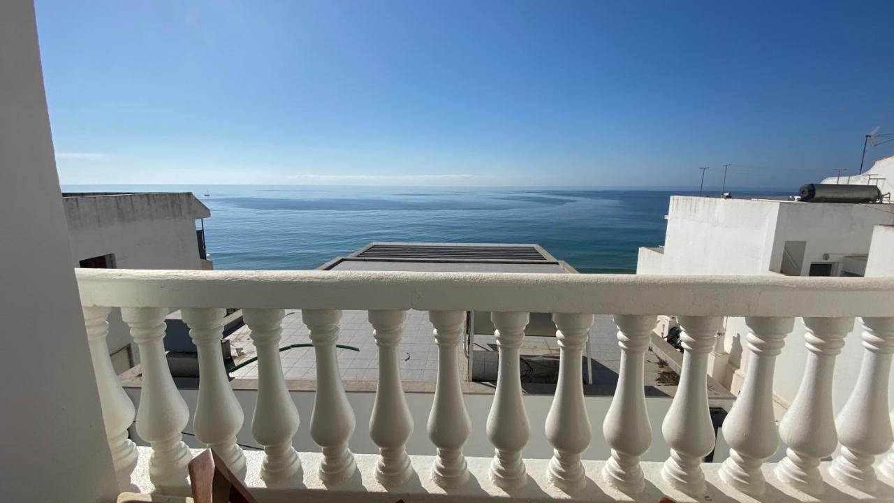 Rosa Guest House #6 - Com Vista Mar, Mesmo Em Frente A Praia Do Inatel Em 阿尔布费拉 外观 照片